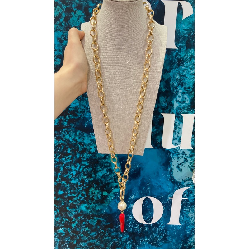 Gold chain with Pearl and Horn Necklace