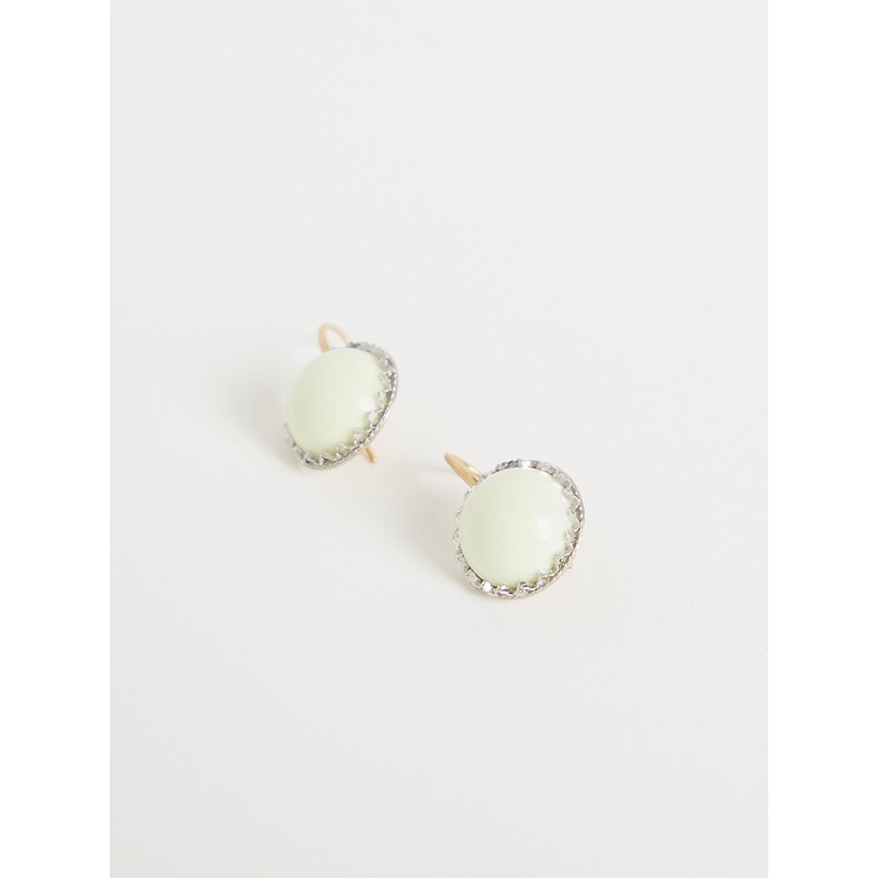 Round Lacy 14mm Chrysoprase Cabochon Earrings in 18k Yellow Gold and Platinum