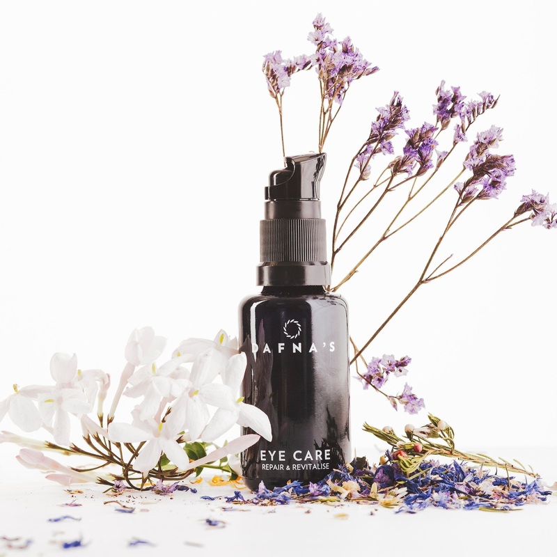 EYE CARE – DAFNA’S leichte Augenpflege