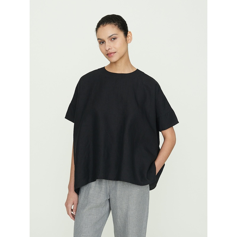 Tent Line Blouse No Sleeve in Black