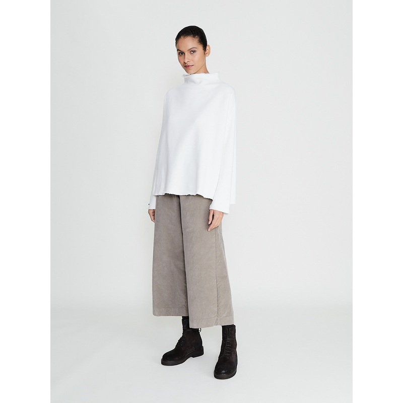 Soft High Neck F in Milk