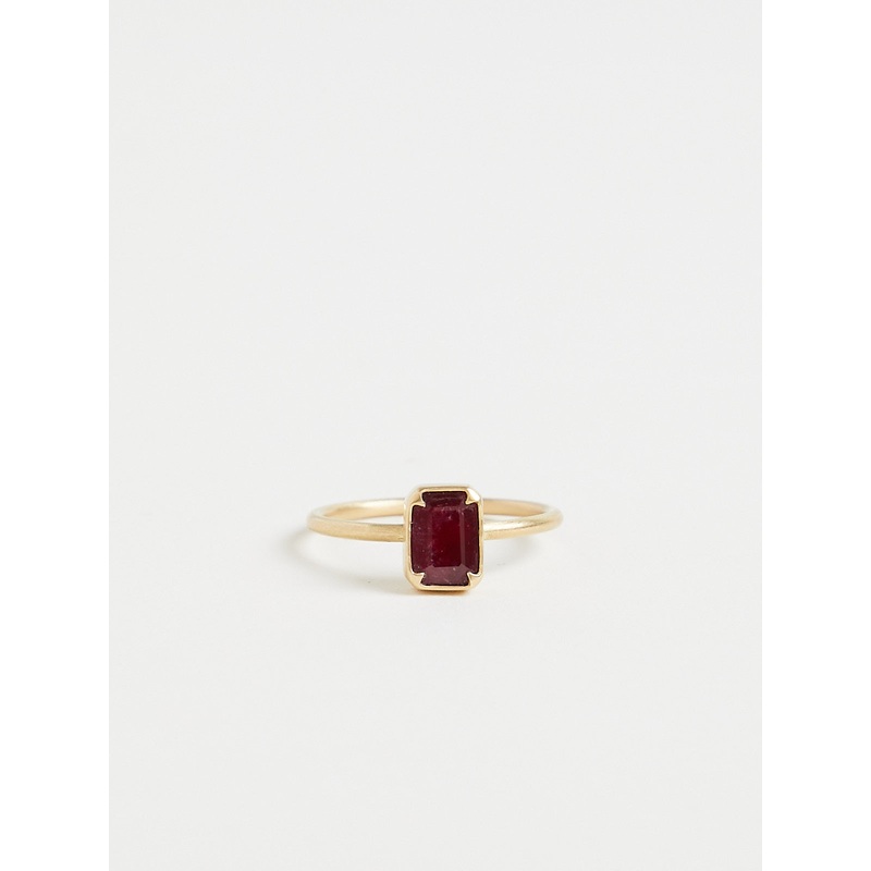 0.97ct Ruby Ring in 18k Yellow Gold