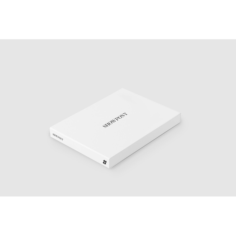 SHOWPONY PREMIUM COLOUR BOOK