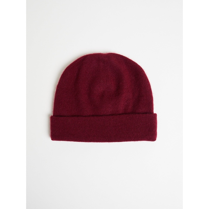 Cropped Beanie in Burgundy