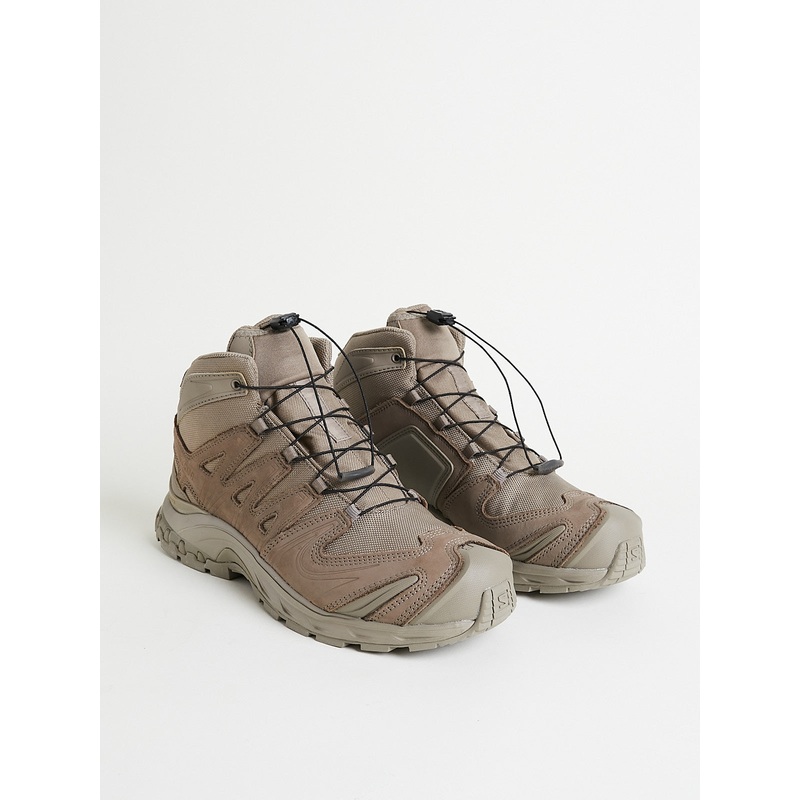 Salomon Trekking Boots in Argile