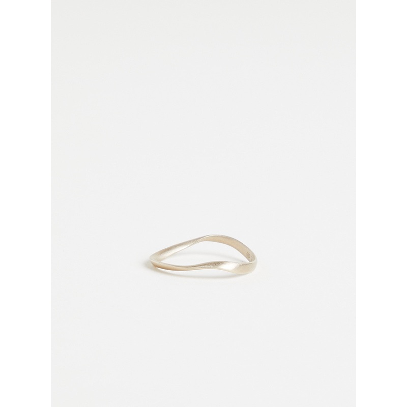 Menina Ring in 19k White Gold