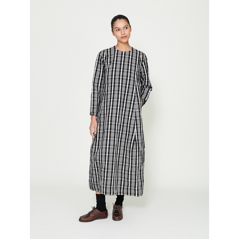 Inmo Dress in Black Wool Kelsch Cloth