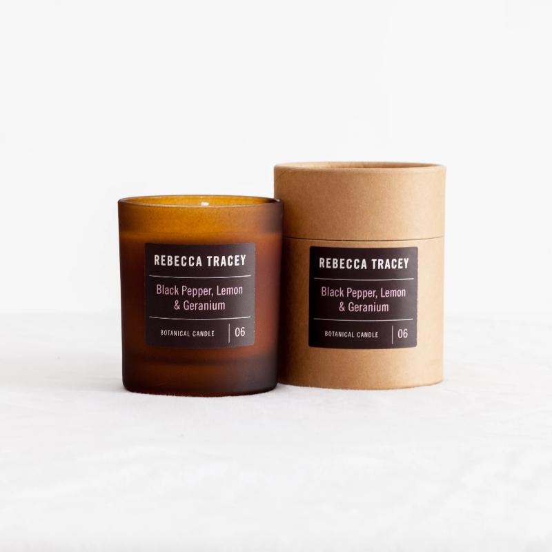 Sojawachs Aromakerze in der Duftkombination Schwarzer Pfeffer, Zitrone & Geranie