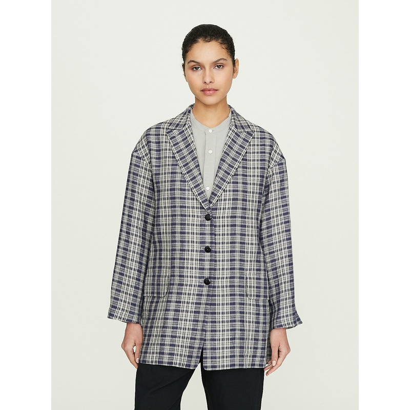 Peaked Lapel Jacket in Navy