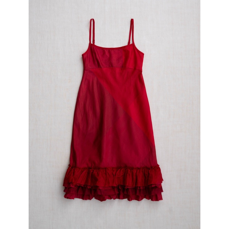 Slip with Ruffles in Lipstick