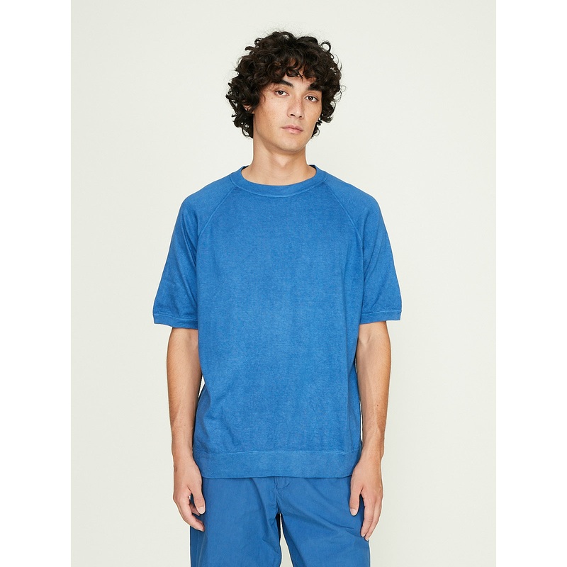 Raglan Sleeve T-Shirt in Medium