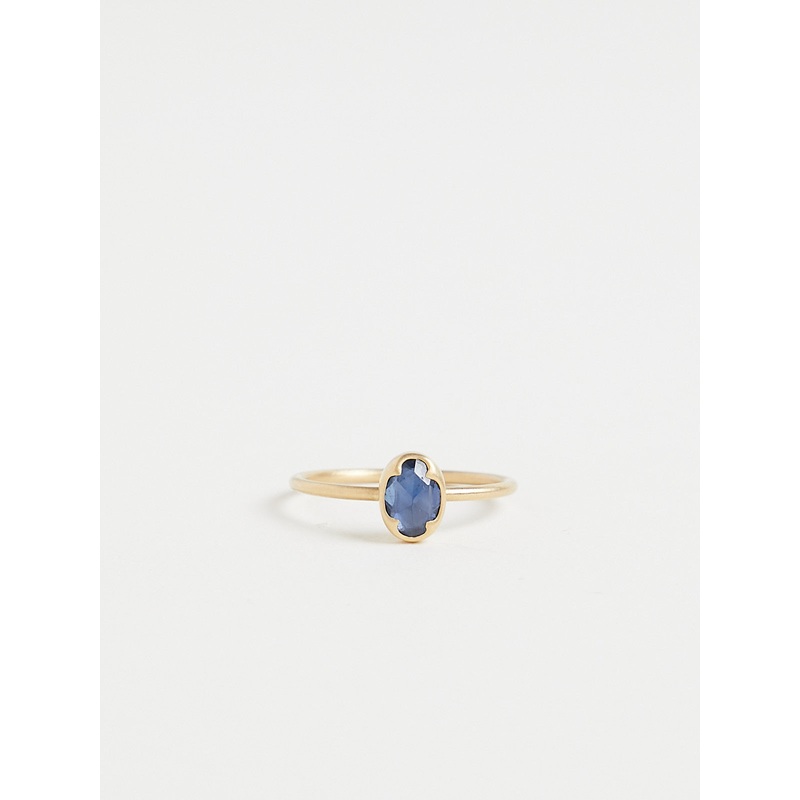 0.72ct Sapphire Ring in 18k Yellow Gold