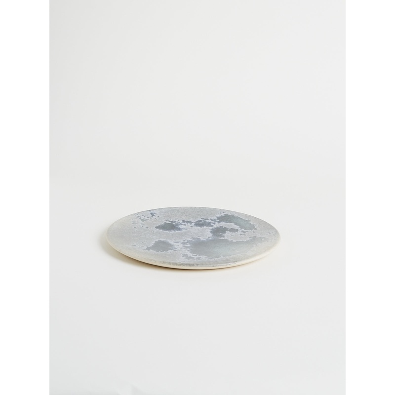 Medium Flat Plate Shape #5 in White and Soft Blue