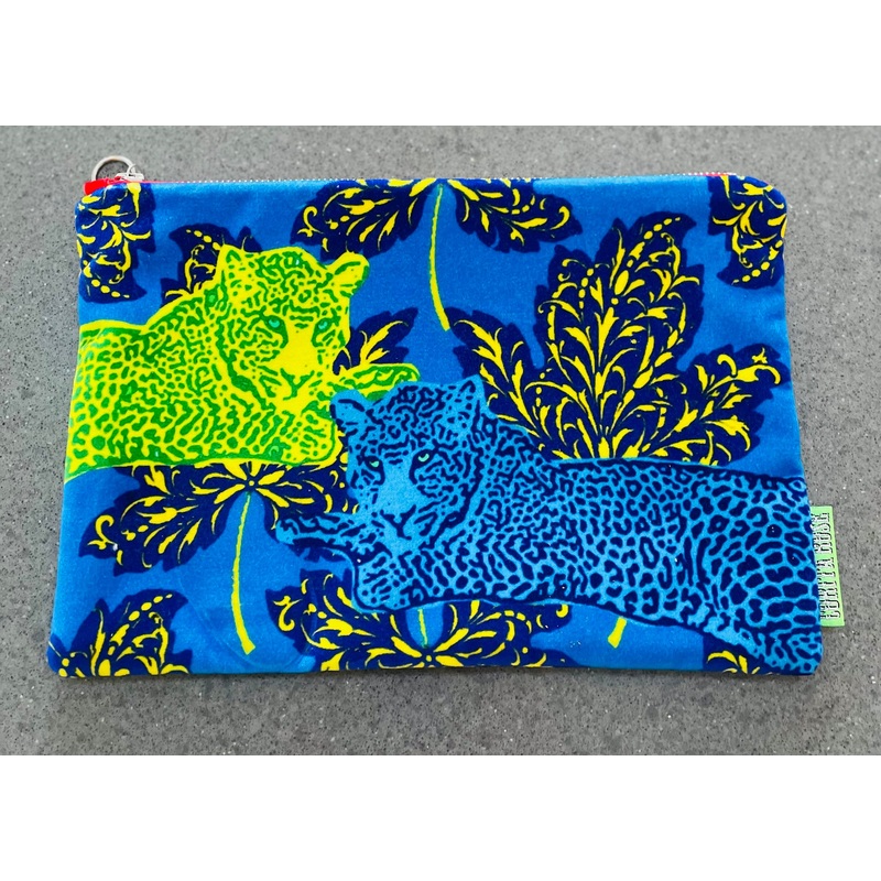Corita Rose Large clutch – Lounge Leopard (blue & red)