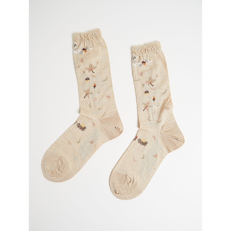 Wind & The Acorn Tree Socks in Beige