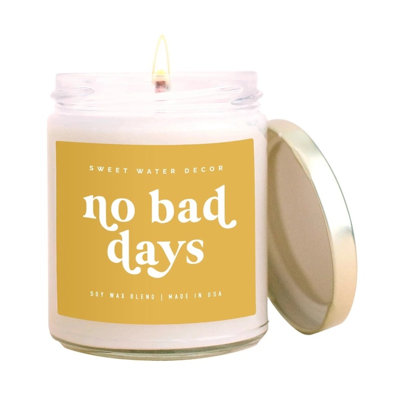Sojawachskerze “no bad days” | Sweet Water Decor