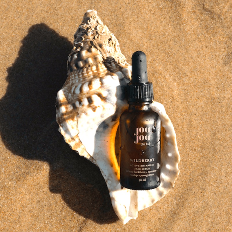 WILDBERRY – regenerierendes und feuchtigskeitsspendendes Gesichtsserum mit Squalan