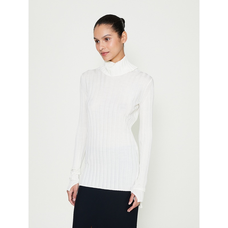 Turtle Neck Underpinning in Ecru