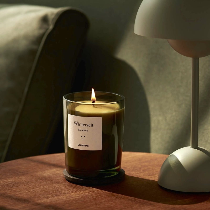 LOOOPS Kerze “WINTERZEIT” | natrliche Duftkerze (Limitierte Edition)