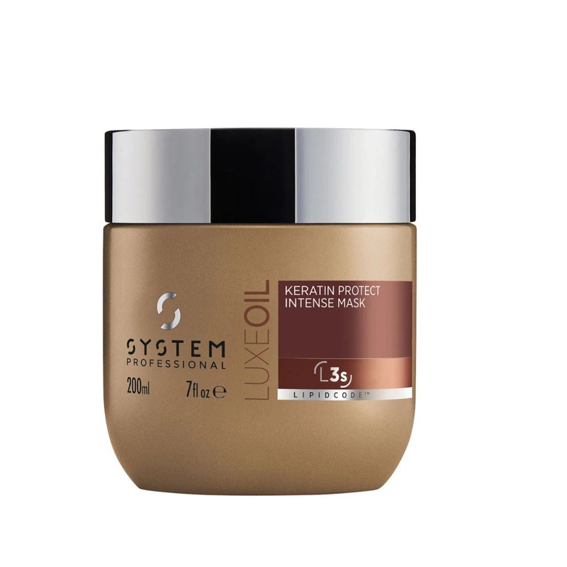 Wella System Professional Luxe Oil Keratin Protect Intense Mask.