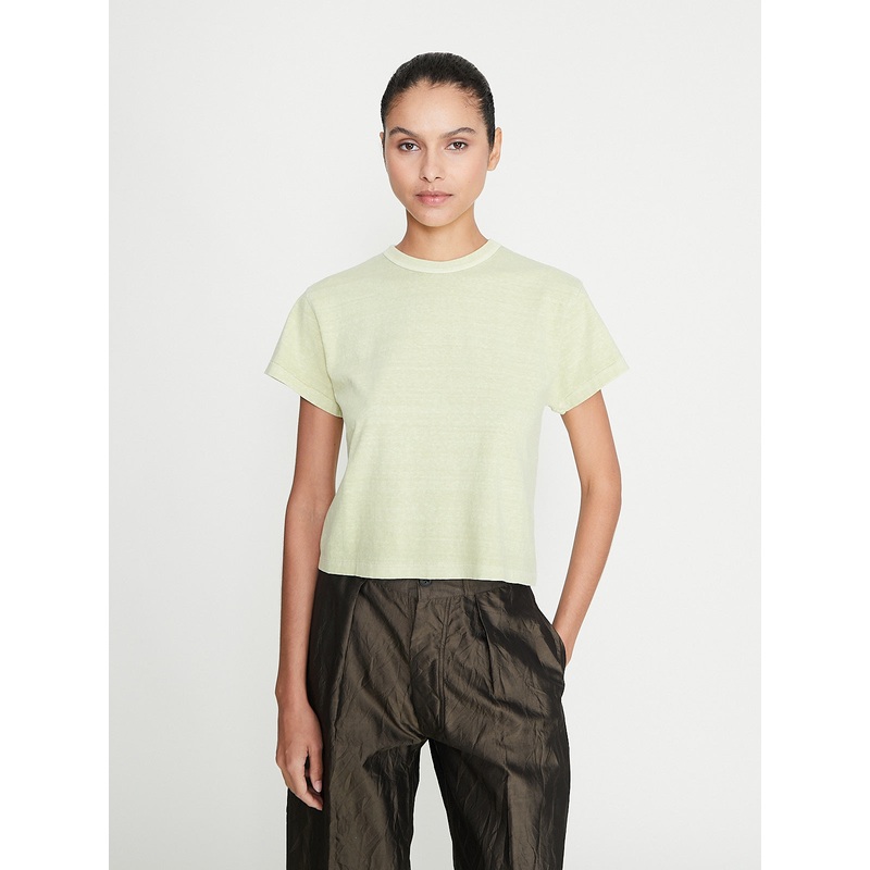 Hi’aka Short Sleeve T-Shirt in Pigment Dye Winter Pear