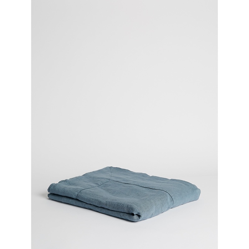 Tablecloth with Large Border in Light Blue